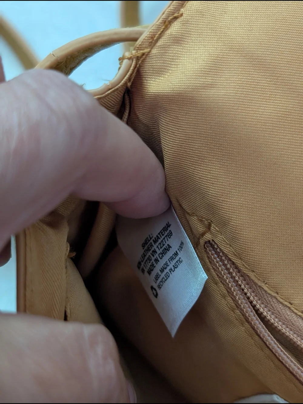 Universal Thread Tan Crossbody Bag Magnetic Flap Zipper Accent Inner Pockets
